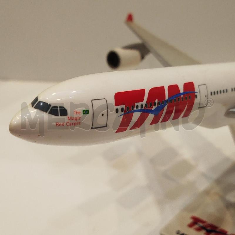 MODELLINO AEREOPLANO LINEE TAM AIRBUS A340-500 | Mercatino dell'Usato Roma re di roma 2