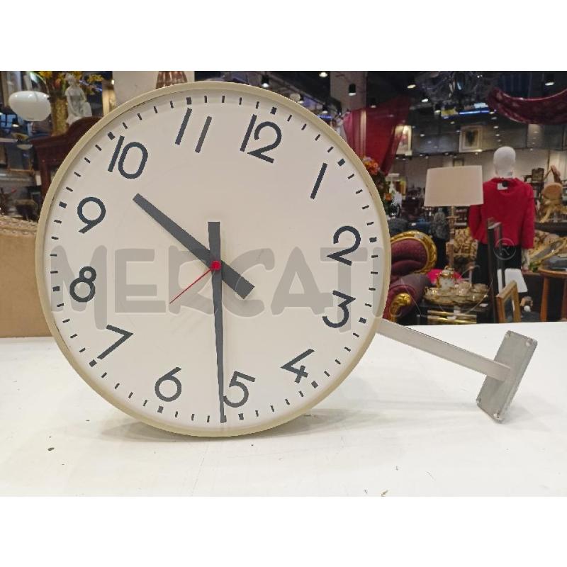 OROLOGIO DOPPIO MECCANISMO B PLASTICA | Mercatino dell'Usato Roma re di roma 5