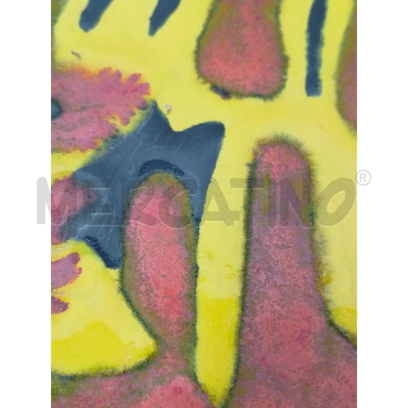 PIATTO CERAMICA FONDO ARANCIONE COLATURE GIALLE NERE B VERDE | Mercatino dell'Usato Roma re di roma 2
