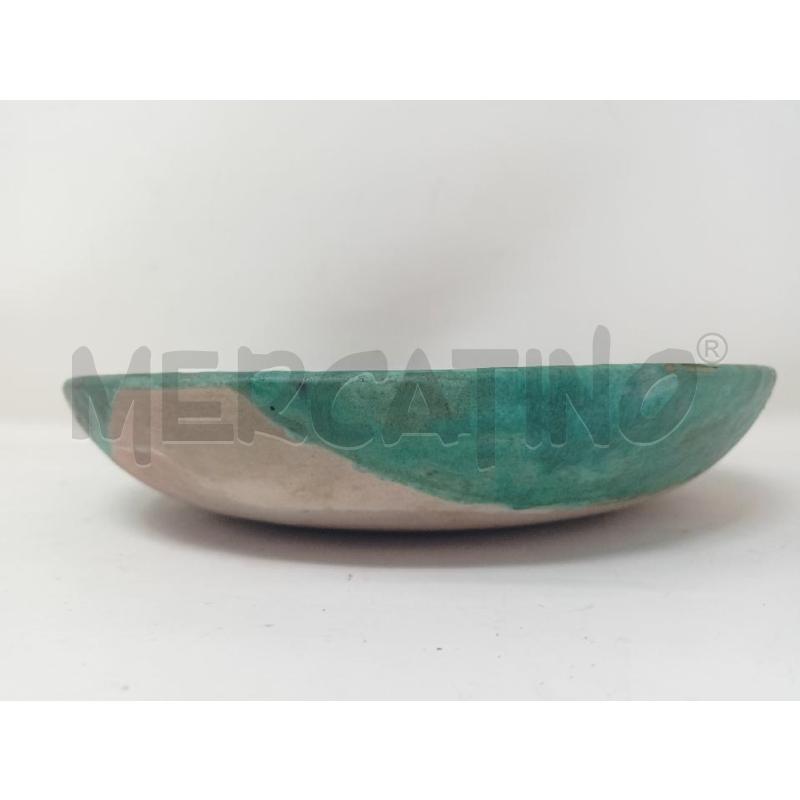 PIATTO CERAMICA FONDO ARANCIONE COLATURE GIALLE NERE B VERDE | Mercatino dell'Usato Roma re di roma 4