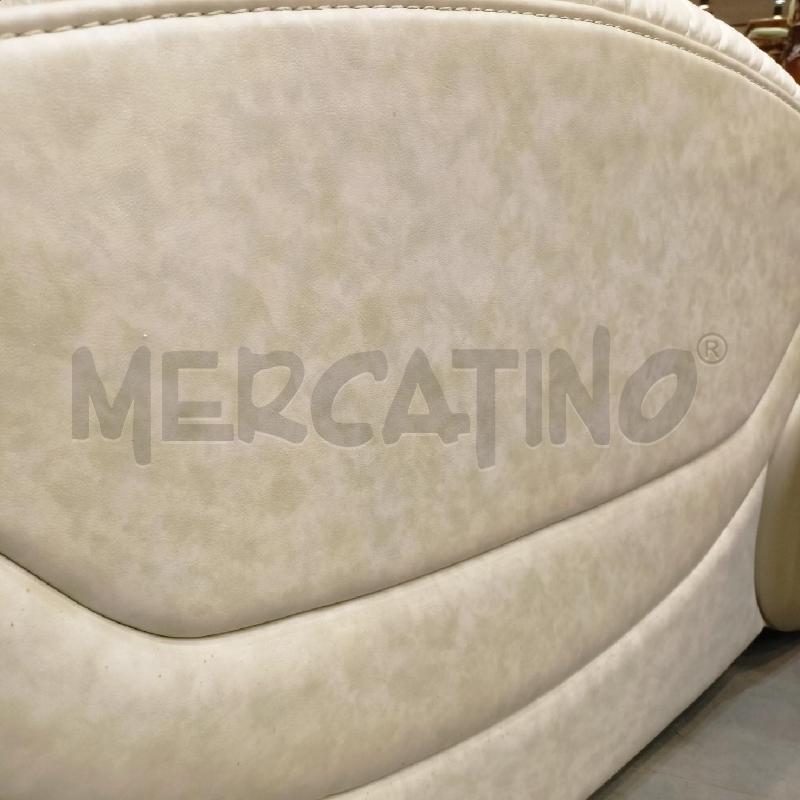 POLTRONA GRANDE PELLE BIANCA GRIGIA  | Mercatino dell'Usato Roma re di roma 5
