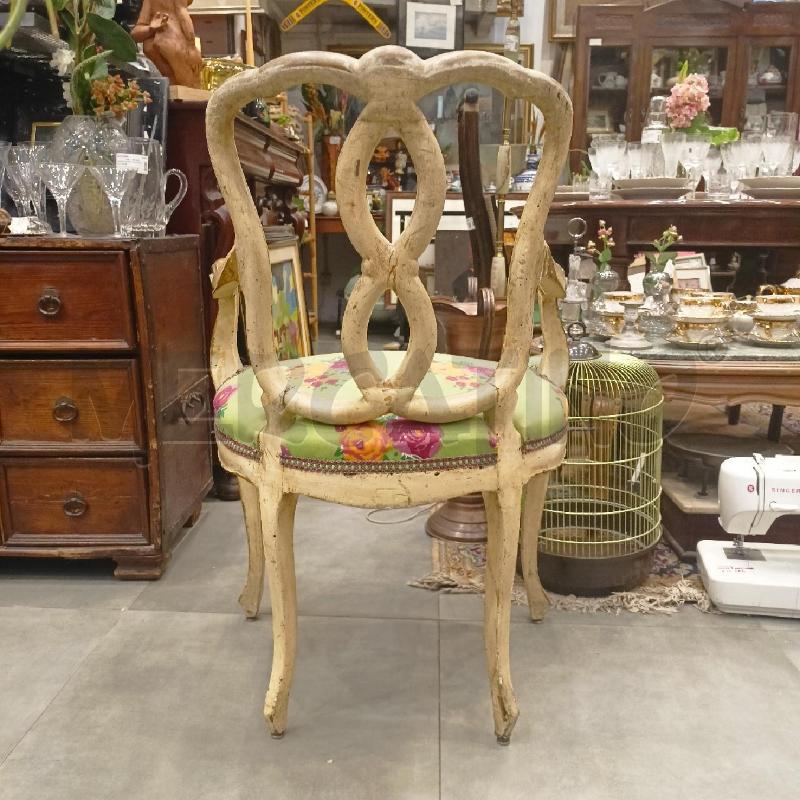 POLTRONCINA VENEZIANA STOFFA ROSE | Mercatino dell'Usato Roma re di roma 3