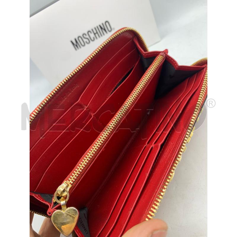 PORTA FOGLIO MOSCHINO ROSSO MONOGRAM GOLD  | Mercatino dell'Usato Roma re di roma 4