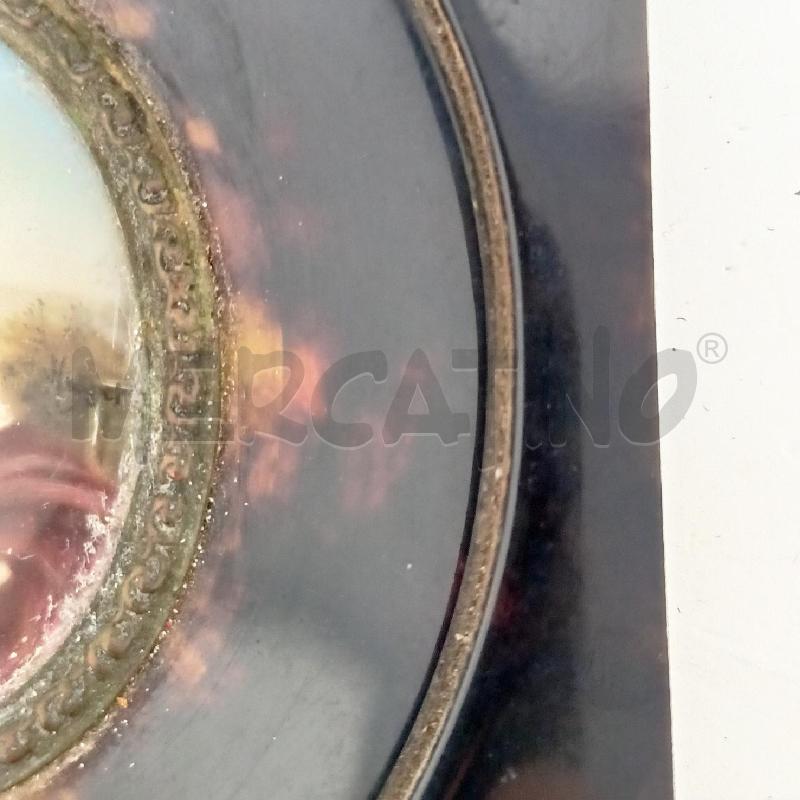 QUADRETTO EFF TARTARUGA OVALE DAMA DETT CAPELLI FIORI | Mercatino dell'Usato Roma re di roma 3