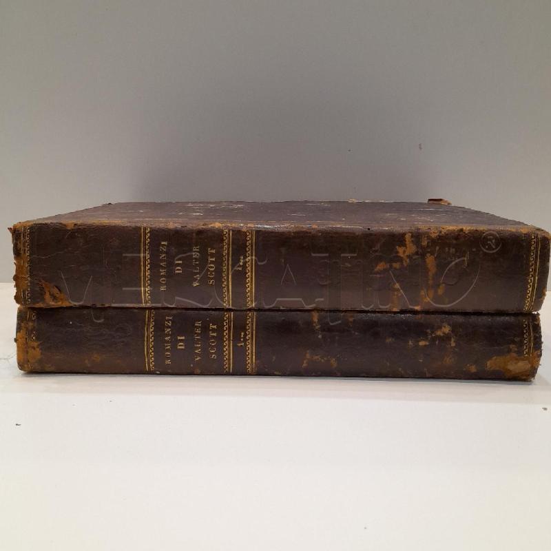 ROMANZI DI WALTER SCOTT TRAD.CARLO RUSCONI PRIMI 2 VOLUMI 1844 PASSIGLI FIRENZE | Mercatino dell'Usato Roma re di roma 2