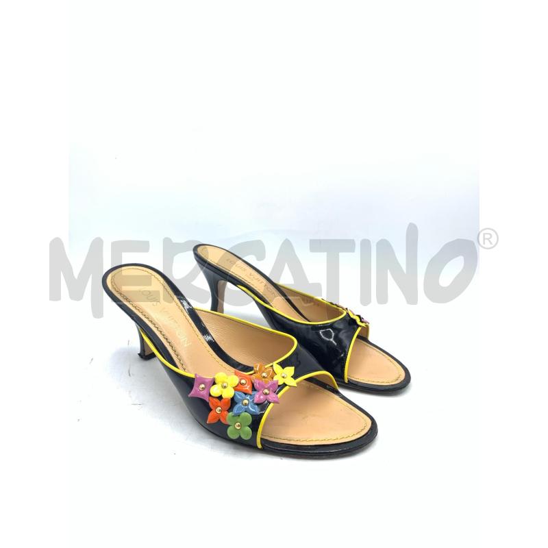 SANDALI LOUIS VUITTON VERNICE NERO FIORI COLORATI | Mercatino dell'Usato Roma re di roma 1
