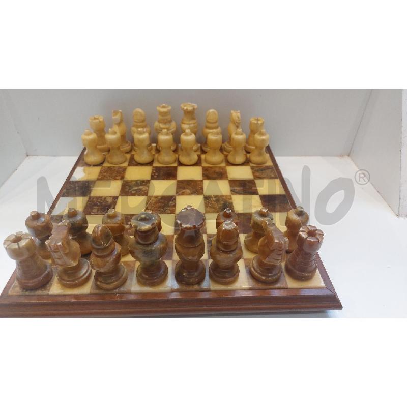 SCACCHIERA IN PIETRA BORDO LEGNO CON DIFETTI  | Mercatino dell'Usato Roma re di roma 1