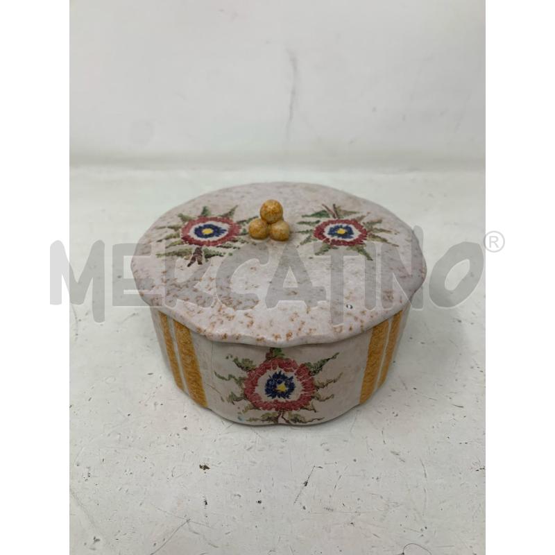 SCATOLA DERUTA TONDA FASCE GIALLE CERCHI ROSSI BLU GIALLI | Mercatino dell'Usato Roma re di roma 1