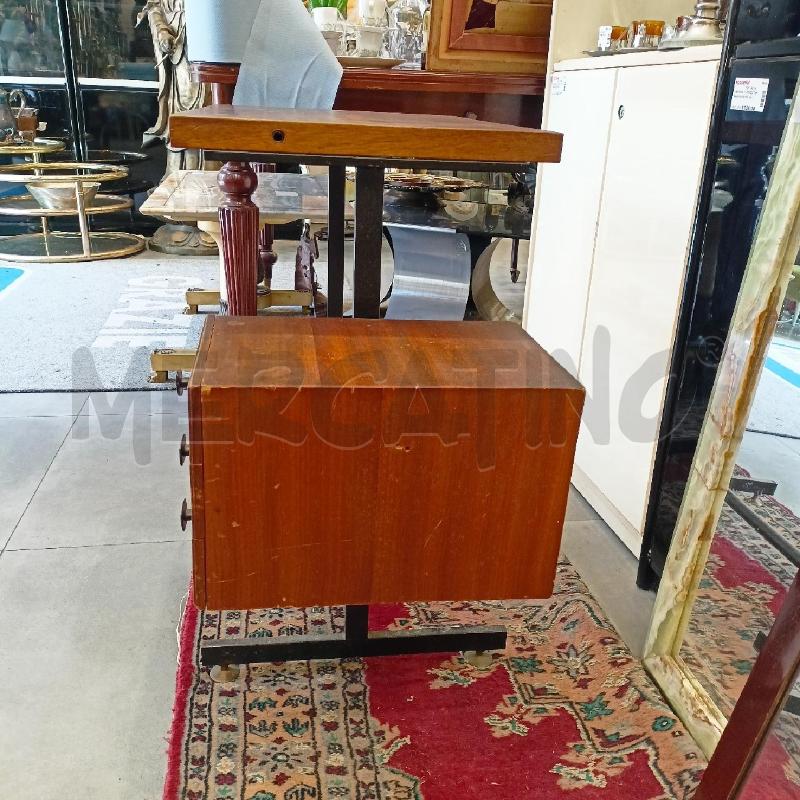 SCRITTOIO STILE SVEDESE 3 CASS | Mercatino dell'Usato Roma re di roma 2