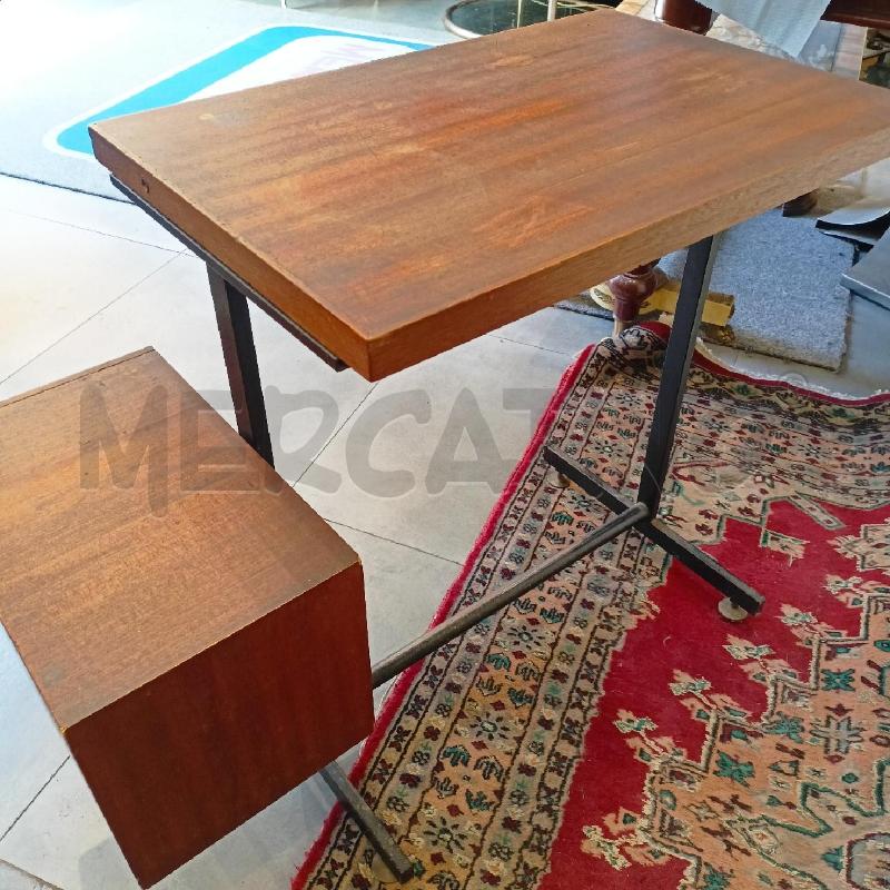 SCRITTOIO STILE SVEDESE 3 CASS | Mercatino dell'Usato Roma re di roma 3
