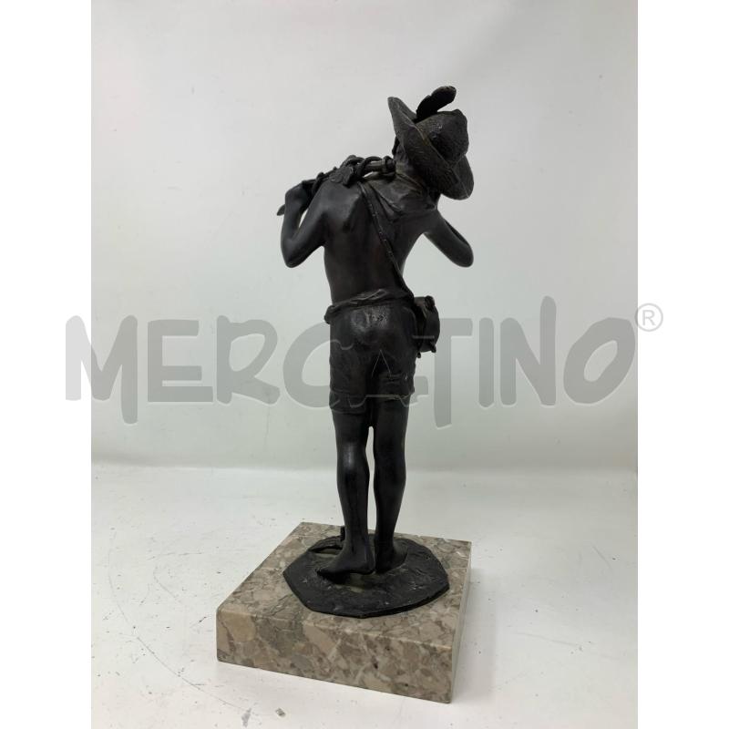 SCULTURA BRONZO SCUGNIZZU RACCOGLITORE BASE MARMO QUADRATA | Mercatino dell'Usato Roma re di roma 4