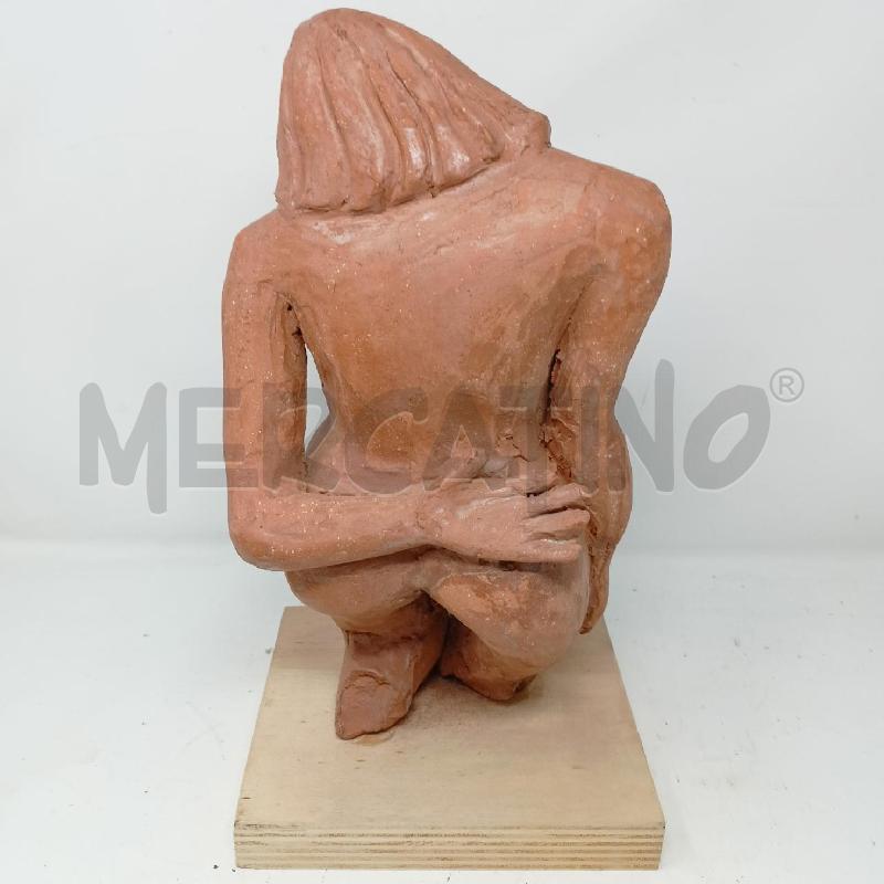 SCULTURA COCCIO DONNA FORMOSA BASE LEGNO  | Mercatino dell'Usato Roma re di roma 2