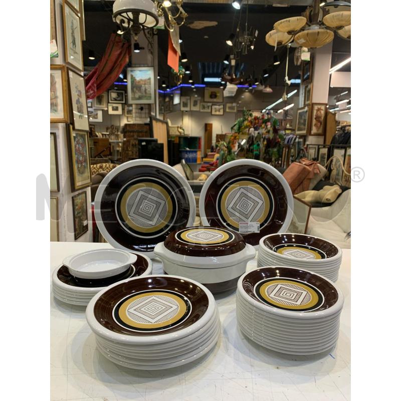SET PIATTI GINORI ANTONIA CAMPI FASCIA MARRONE DISEGNO GEOMETRICO | Mercatino dell'Usato Roma re di roma 1