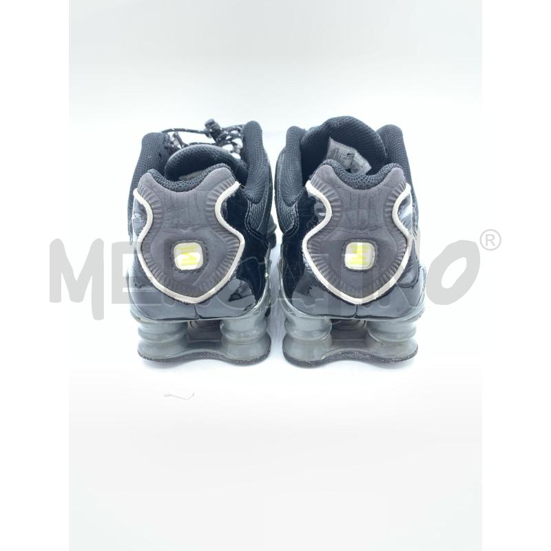 SNEAKERS NIKE SHOX NERO GRIGIO SCURO  | Mercatino dell'Usato Roma re di roma 3