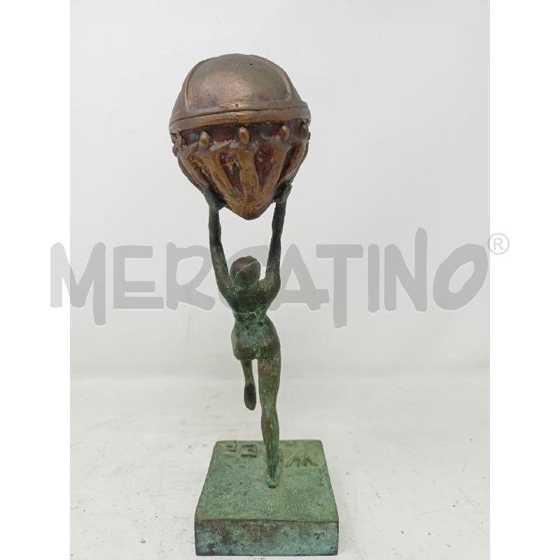 SOPRAMMOBILE BRONZO WHEF DONNA SFERA IN MANO  | Mercatino dell'Usato Roma re di roma 4