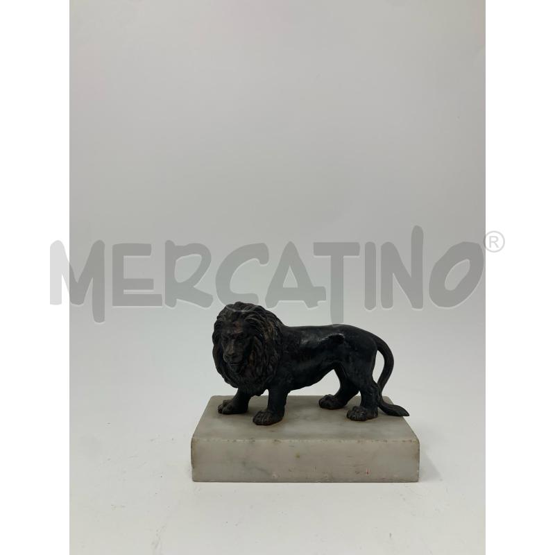 SOPRAMMOBILE LEONE BRONZO BASE RETTANGOLARE MARMO  | Mercatino dell'Usato Roma re di roma 1