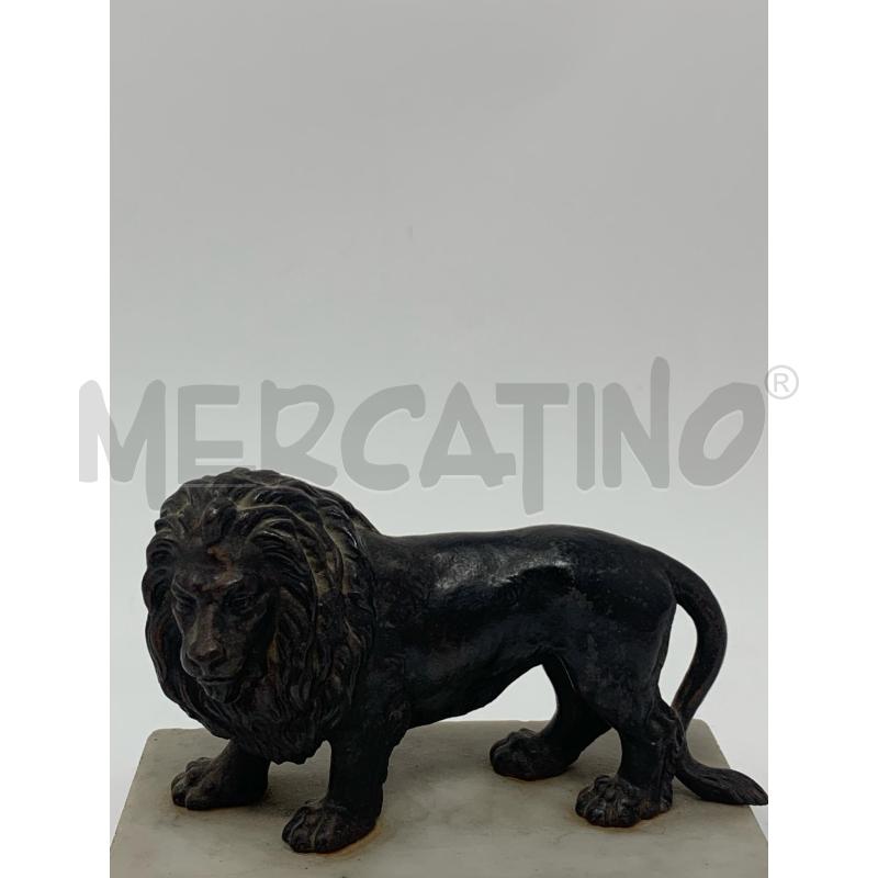 SOPRAMMOBILE LEONE BRONZO BASE RETTANGOLARE MARMO  | Mercatino dell'Usato Roma re di roma 2
