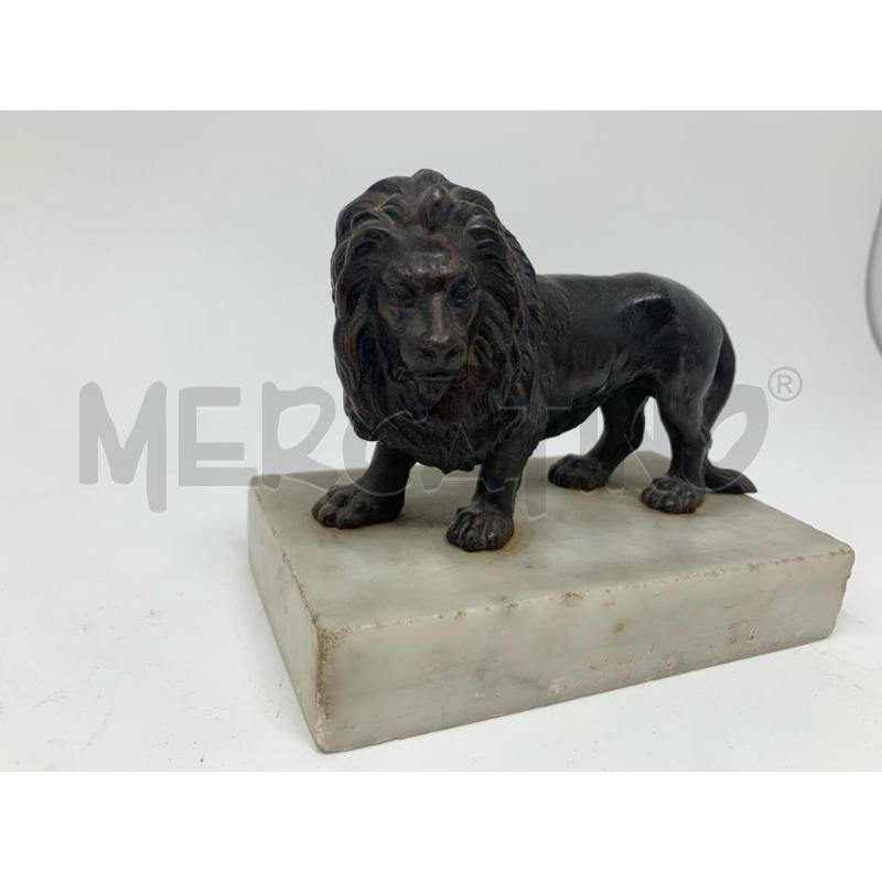 SOPRAMMOBILE LEONE BRONZO BASE RETTANGOLARE MARMO  | Mercatino dell'Usato Roma re di roma 3