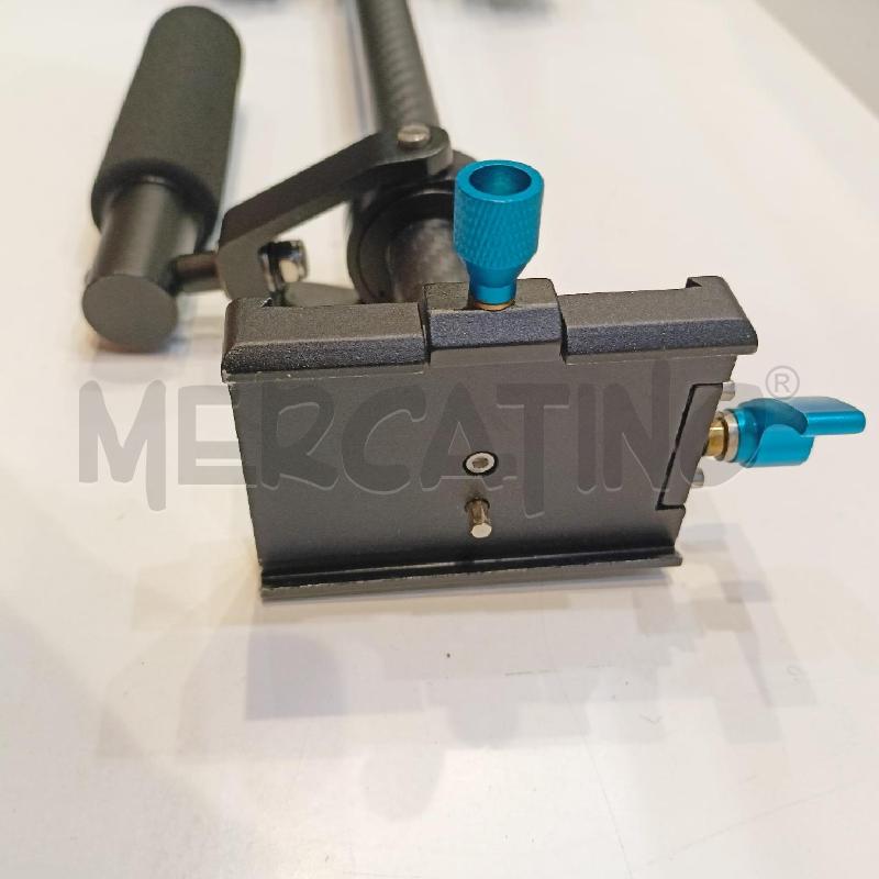 STABILIZZATORE PER FOTOCAMERA YELANGU S60T CON CUSTODIA | Mercatino dell'Usato Roma re di roma 3