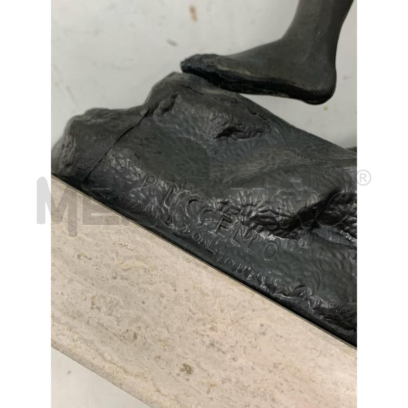 STATUA ACQUAIOLO ANTIMONIO BASE ESAGONALE MARMO | Mercatino dell'Usato Roma re di roma 4