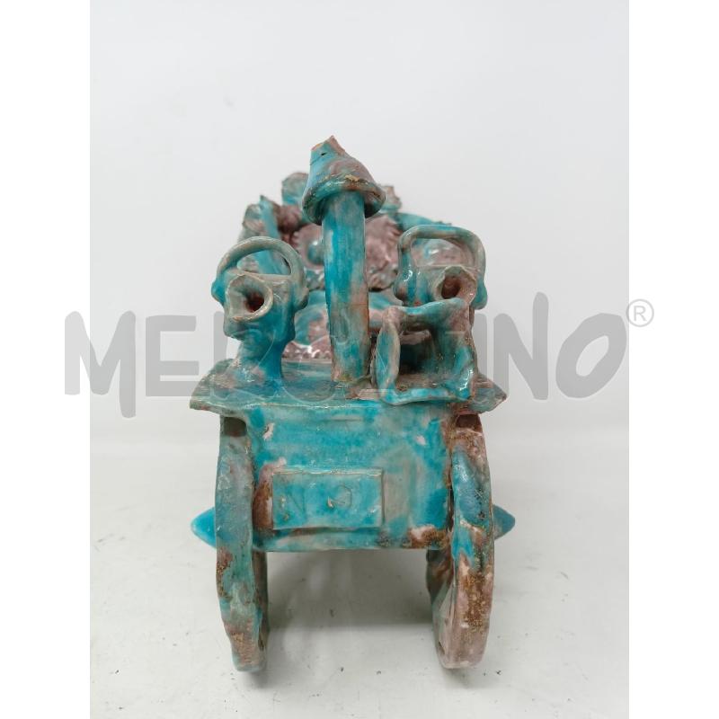 STATUA CERAMICA CARROZZA AZZURRA DIFETTO | Mercatino dell'Usato Roma re di roma 3