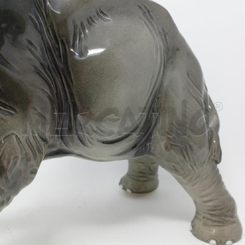 STATUA CERAMICA GERMANY ELEFANTE DIFETTI | Mercatino dell'Usato Roma re di roma 3