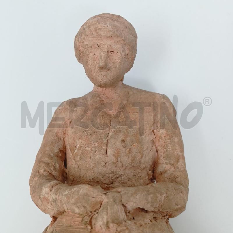 STATUA COCCIO DONNA SEDUTA ANTONIONI | Mercatino dell'Usato Roma re di roma 5