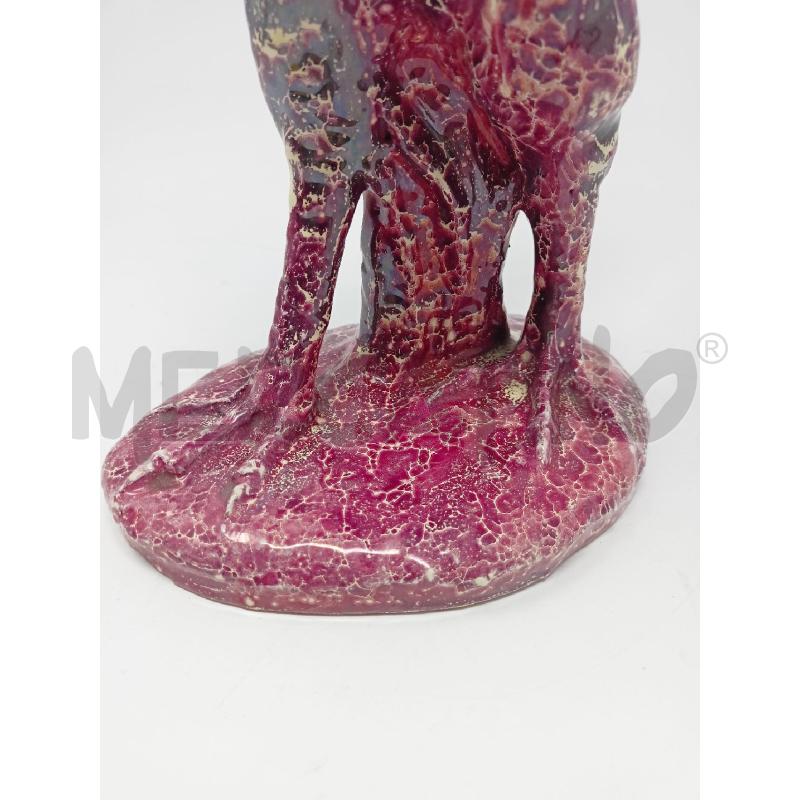 STATUA GALLO CERAMICA FUCSIA VIOLA LEONARDO | Mercatino dell'Usato Roma re di roma 5