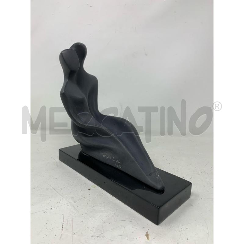 STATUA RSINA COPPIA NERA BASE RETTANGOLARE  | Mercatino dell'Usato Roma re di roma 1