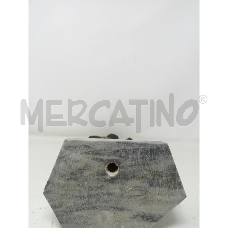 STATUETTA ACQUAIOLO BRONZO BASE MARMO GRIGIO DIFETTO | Mercatino dell'Usato Roma re di roma 5