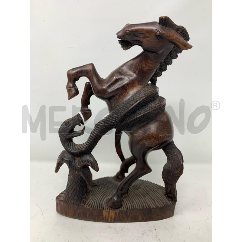 STATUETTA CAVALLO COMBATTE CON SERPE | Mercatino dell'Usato Roma re di roma 1