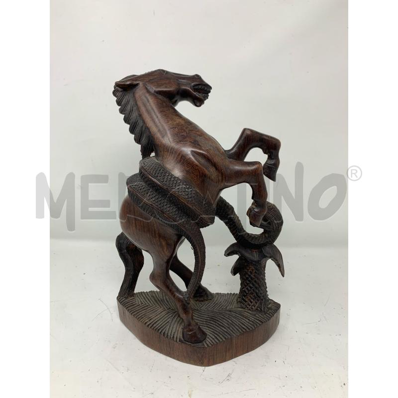 STATUETTA CAVALLO COMBATTE CON SERPE | Mercatino dell'Usato Roma re di roma 2
