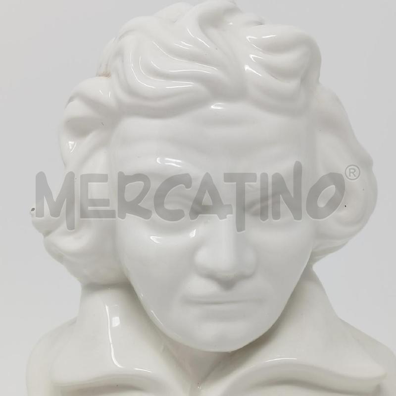 STATUETTA CERAMICA BUSTO MUSICISTA BIANCO | Mercatino dell'Usato Roma re di roma 2