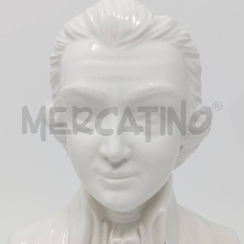 STATUETTA CERAMICA BUSTO MUSICISTA BIANCO | Mercatino dell'Usato Roma re di roma 2