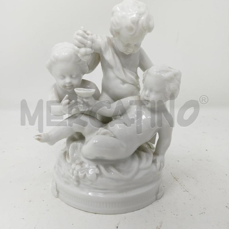 STATUETTA PORCELLANA CAPO DI MONTE TRE PUTTI | Mercatino dell'Usato Roma re di roma 1