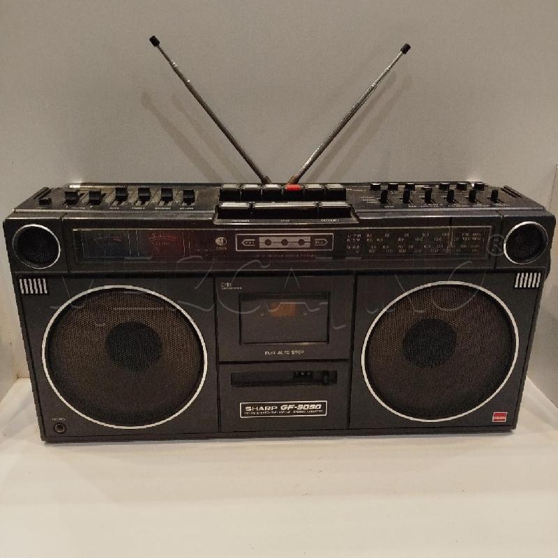 STEREO SHARP GF-9090 BOOMBOX GHETTOBLASTER NON FUNZIONANTE | Mercatino dell'Usato Roma re di roma 1
