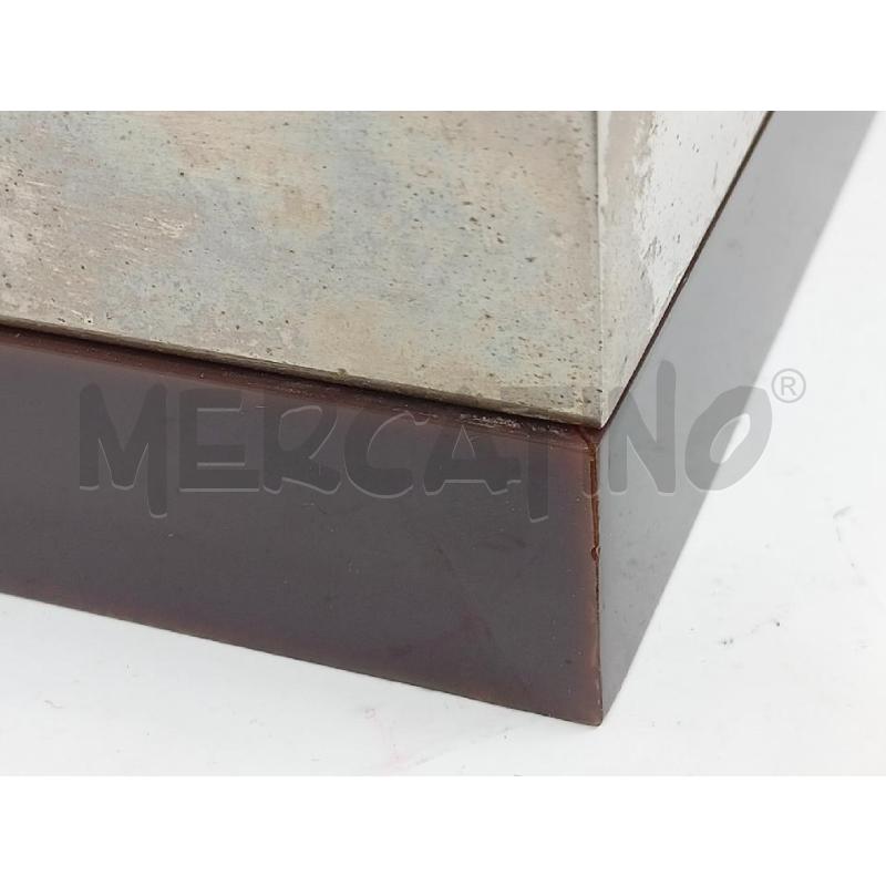 SVUOTA TASCHE QUADRATOMETALLO BASE PLASTICA MARRONE  | Mercatino dell'Usato Roma re di roma 5