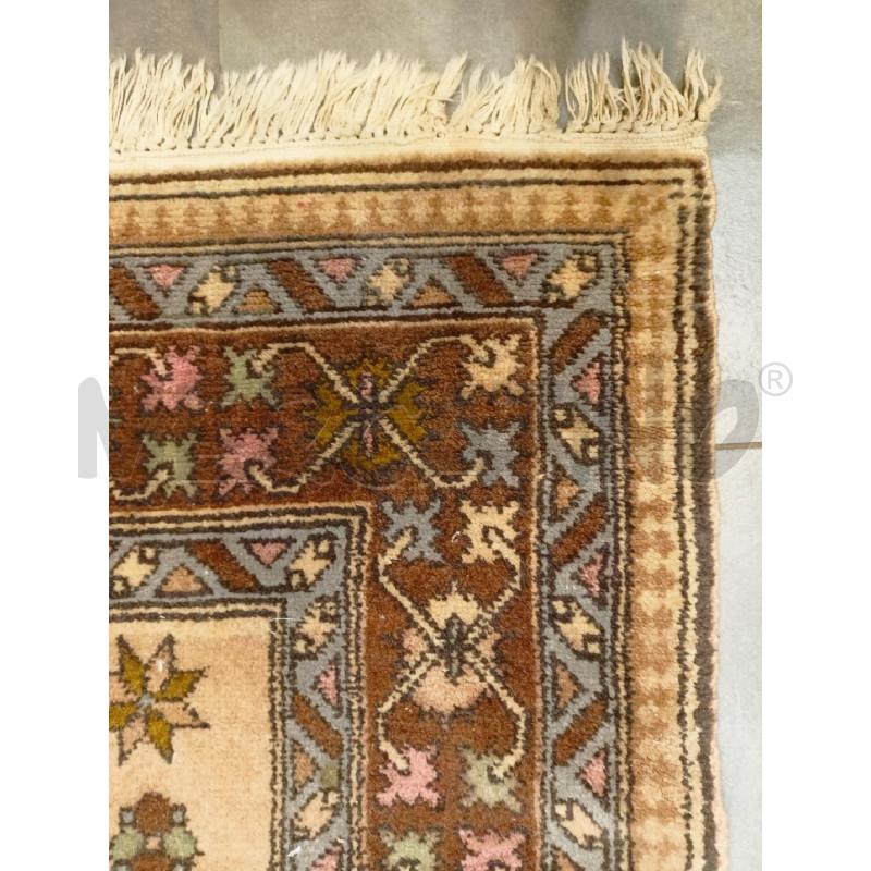 TAPPETO 190X130 TONI BEIGE 3 RIQUDRI DEC GEOMETRI | Mercatino dell'Usato Roma re di roma 2