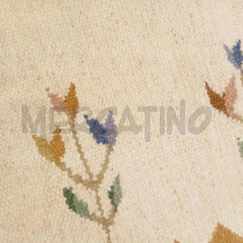 TAPPETO LANA ETNICO 140X200 FIORI STILIZZATI CONTORNO BEIGE | Mercatino dell'Usato Roma re di roma 5