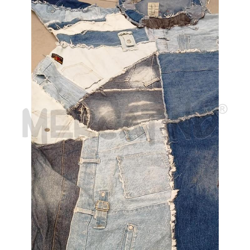 TAPPETO PATCH WORK JEANS SAGOMA  | Mercatino dell'Usato Roma re di roma 2