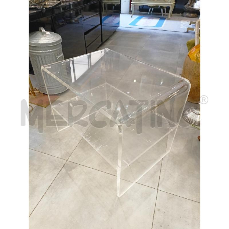 TAVOLINO PLEXIGLAS ANNI 70 2 RIPIANI | Mercatino dell'Usato Roma re di roma 4
