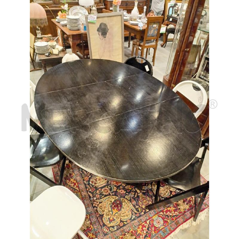 TAVOLO MACKINTOSH LEGNO SCUR NERO + 6 SEDIE | Mercatino dell'Usato Roma re di roma 5