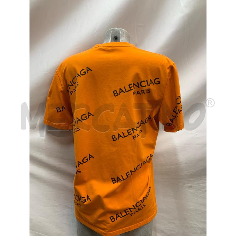 T SHIRT BALENCIAGA ARANCIONE MONOGRAM  | Mercatino dell'Usato Roma re di roma 3