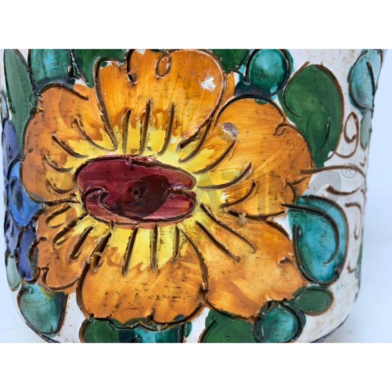 VASO CACHEPOT TERRACOTTA DEC FIORE GIALLO BORDO BLU DIFETTI | Mercatino dell'Usato Roma re di roma 3