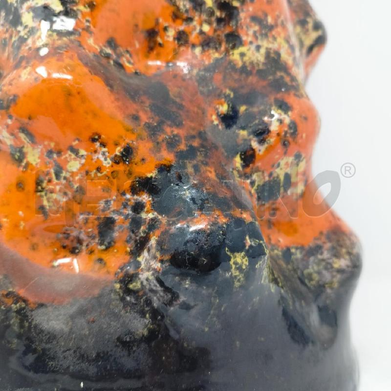 VASO CERAMICA A VULVANO NERO STRIATO ARANCIO | Mercatino dell'Usato Roma re di roma 2