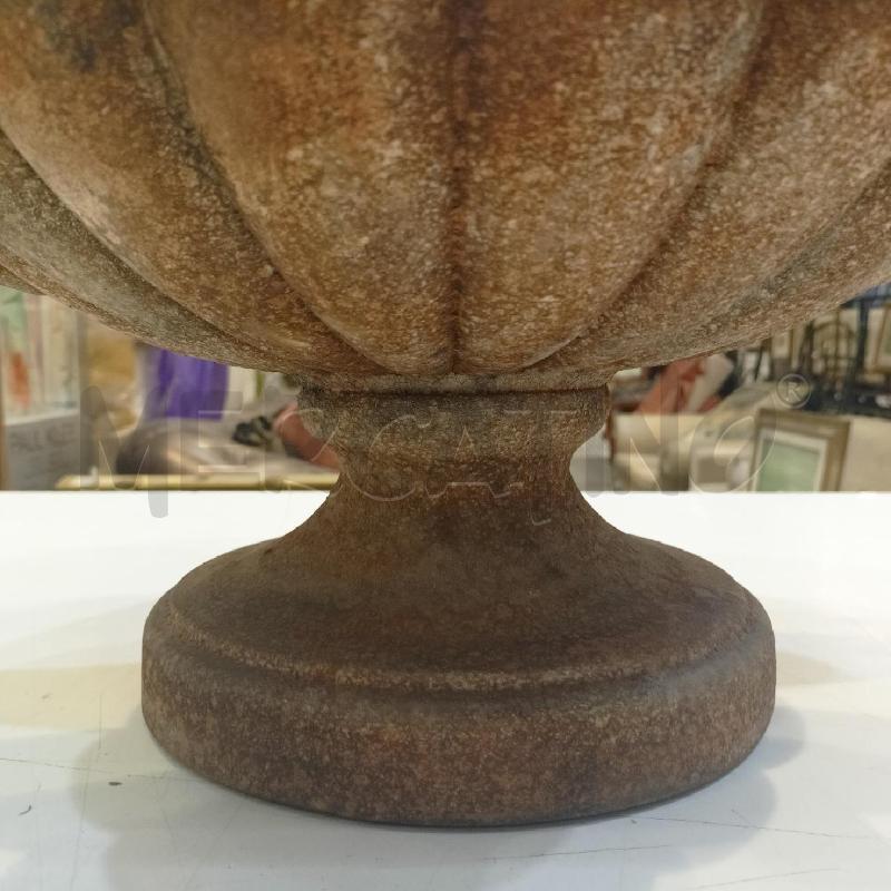 VASO CERAMICA COSTOLATA 2 MANICI CORNUTI | Mercatino dell'Usato Roma re di roma 3