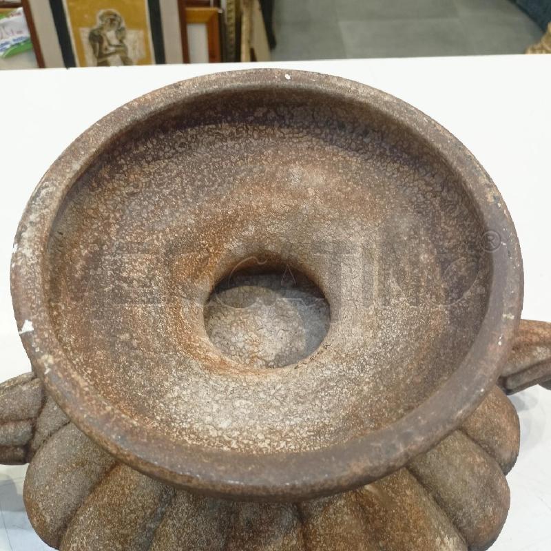 VASO CERAMICA COSTOLATA 2 MANICI CORNUTI | Mercatino dell'Usato Roma re di roma 5