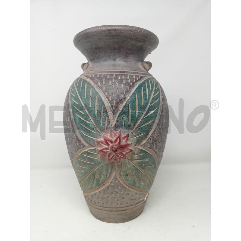 VASO CERAMICA MARRONNE DEC FIORE ROSSO RILIEVO 4 FOGLIE VERDE  | Mercatino dell'Usato Roma re di roma 1