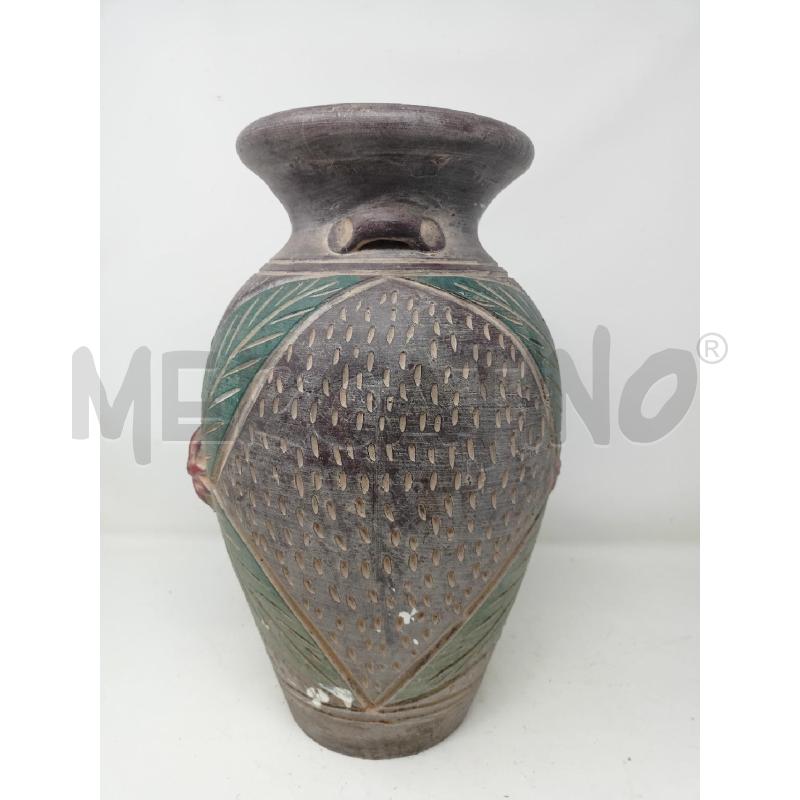 VASO CERAMICA MARRONNE DEC FIORE ROSSO RILIEVO 4 FOGLIE VERDE  | Mercatino dell'Usato Roma re di roma 2