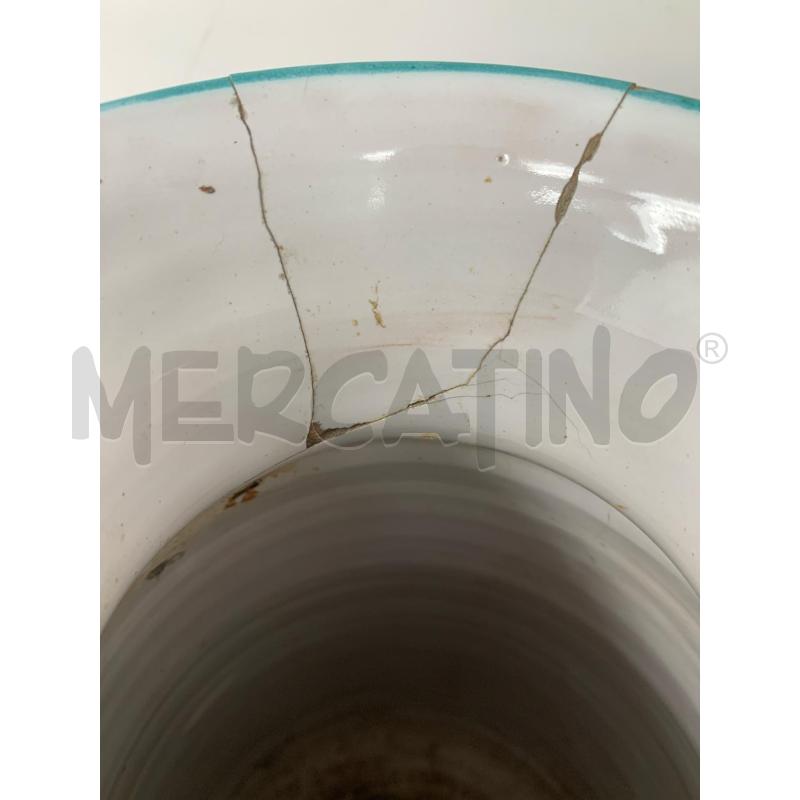 VASO CERAMICA VIETRI BLU UOMO DONNA BORDO AZZURRO DIFETTO | Mercatino dell'Usato Roma re di roma 2